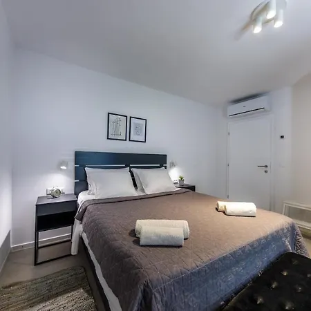 Dita ドゥブロブニク