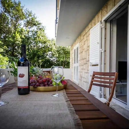 Dita ドゥブロブニク